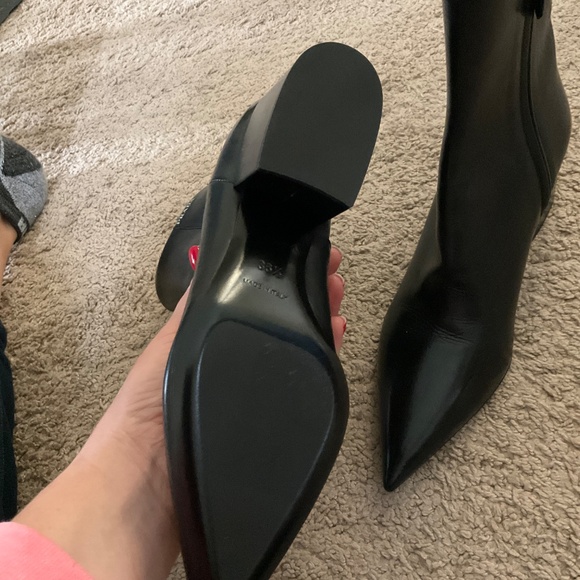 PRADA Stivali Black Leather Pointed Toe Ankle Boot, 55mm - Picture 8 of 9